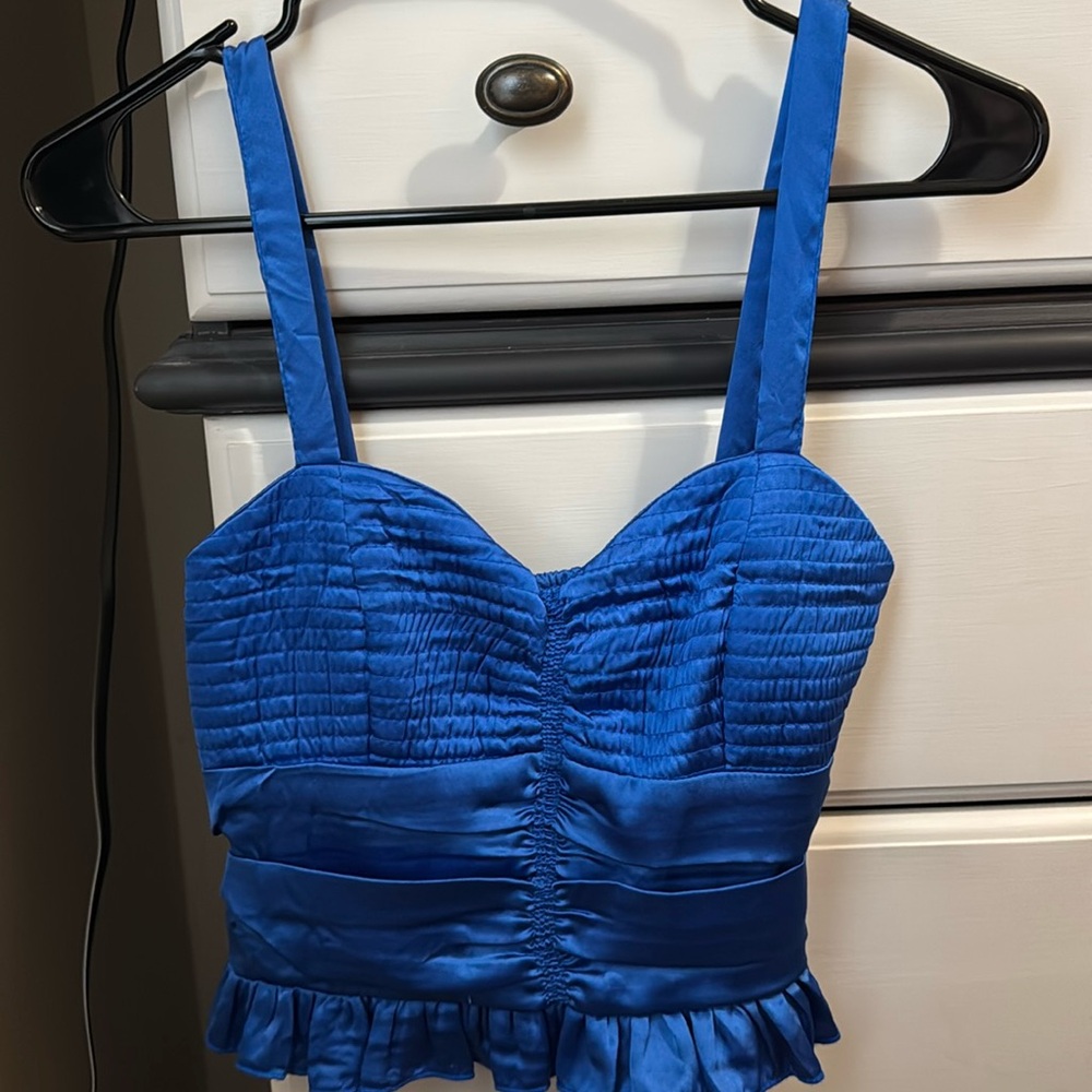 Blue top